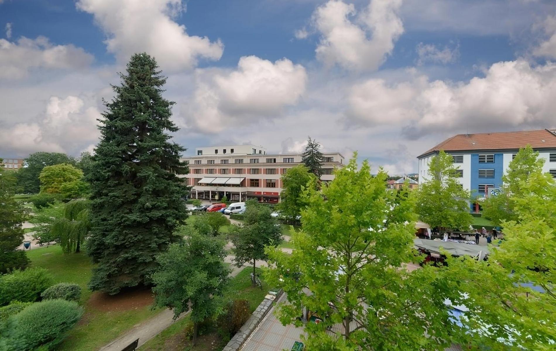 Apartman Astra Sezimovo Ústí Exterior foto